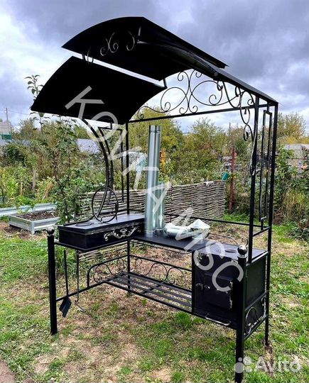 Мангал с крышей