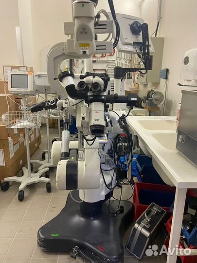 Операционный микроскоп Leica M520 Neuro Mikata