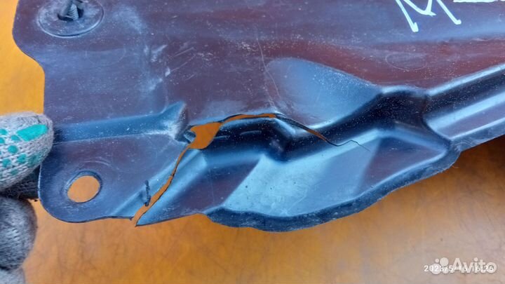 Пыльник двигателя для Mazda 3 2003-2009