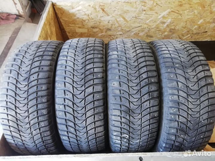 225/55 R17 Michlin