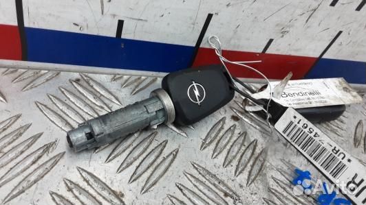 Замок зажигания opel zafira B (CBR07J101)