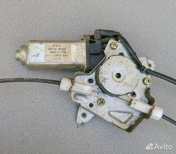 Стеклоподъемник передний правый Maxima A32