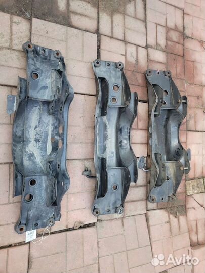 Подрамник задний subaru impreza gg gd