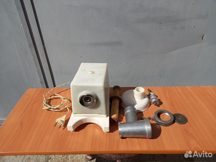 Электро мясорубка