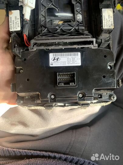 Хундай Экус джойстик управление