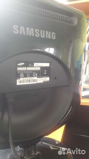 Продаю монитор