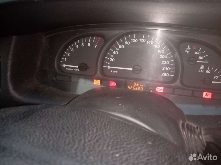 Opel Vectra 2.0 МТ, 1998, 400 000 км