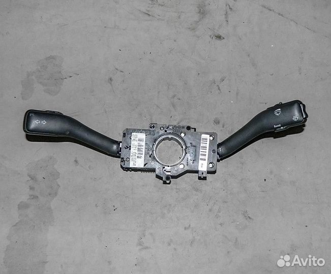 Переключатель подрулевой Audi A6 C5