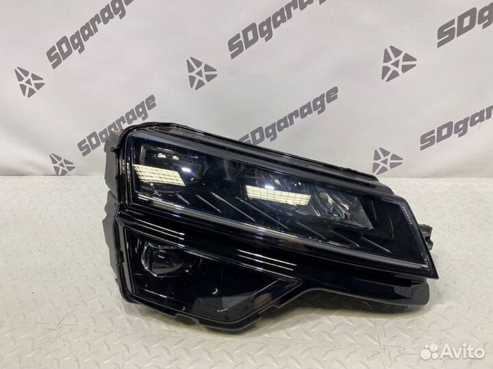 Фара передняя правая Skoda Karoq 1 2017