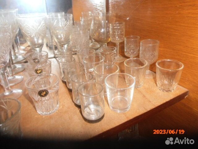 Рюмки и фужеры