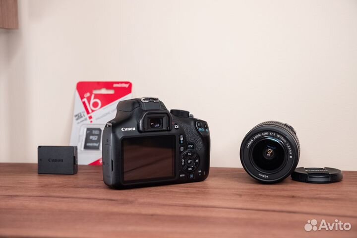 Фотоаппарат Canon EOS 1300D + комплект