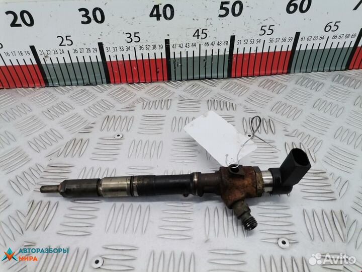 Форсунка Skoda Rapid 2014 03L130277S