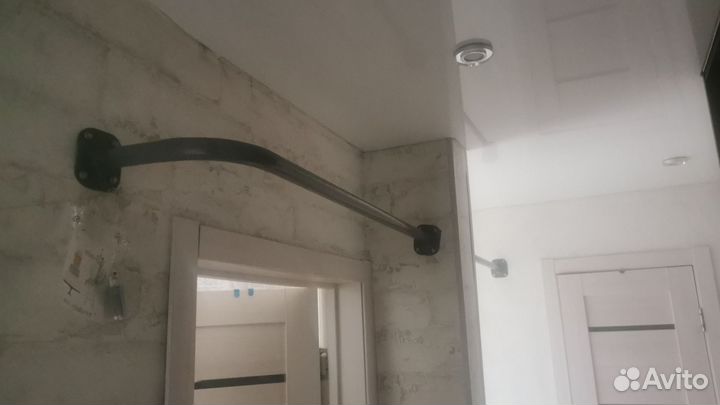 Перекладина домашняя для развития зимой