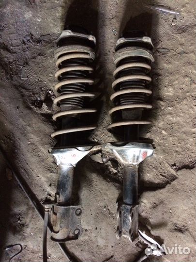 Амортизатор задний для Киа Спектра в сборе