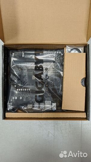 Новые, гарантия, Gigabyte B450M K