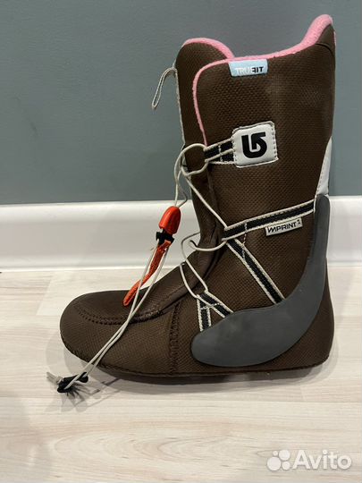 Сноубордические ботинки женские burton