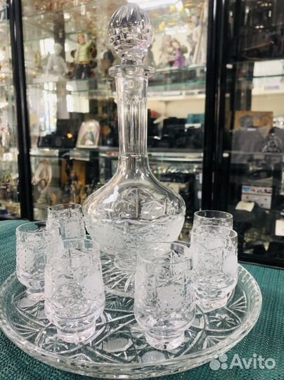 Хрустальный набор Графин, стопки, поднос