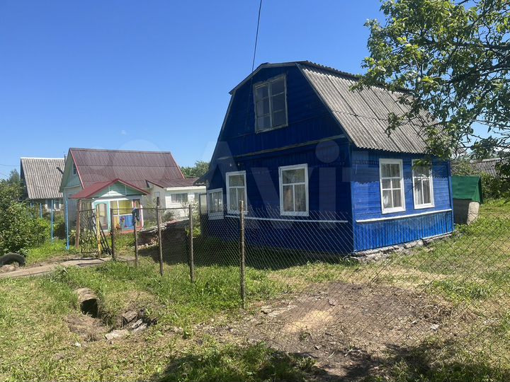 Дом 44 м² на участке 6,1 сот.
