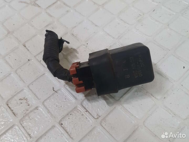 Реле стартера Hyundai starex h1 2.5 td