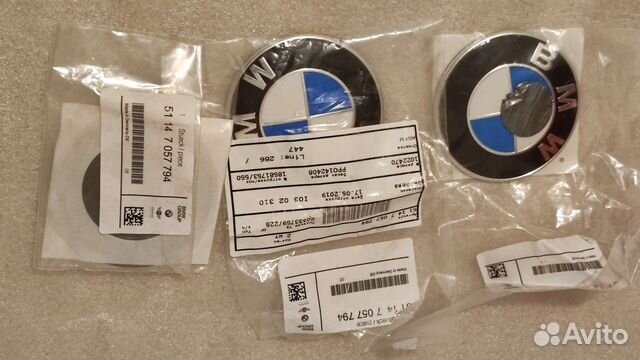 Эмблема капота bmw