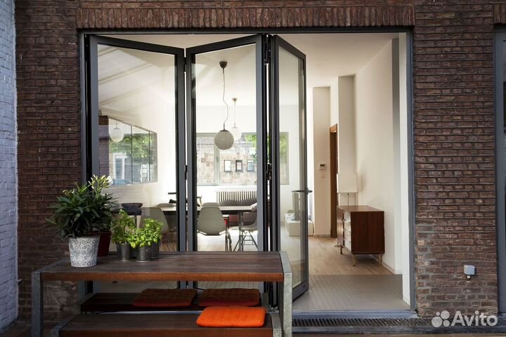 Стеклянная дверь для бани