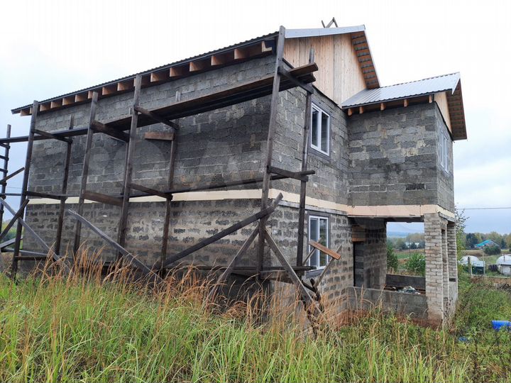 Дом 188,1 м² на участке 7 сот.