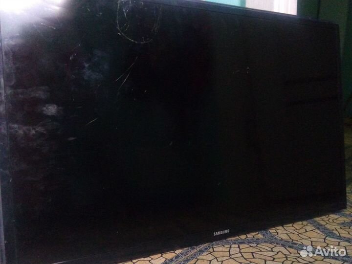 Телевизор 32' Samsung Led