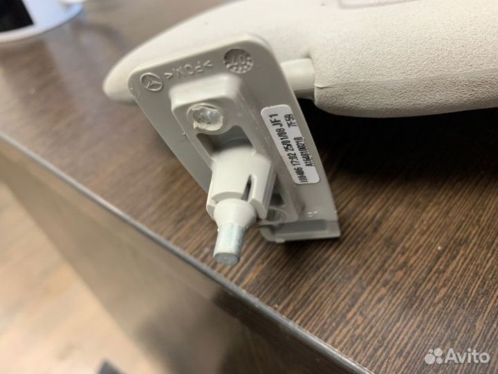 Козырек солнцезащитный правый Mercedes Gl 320 Cdi