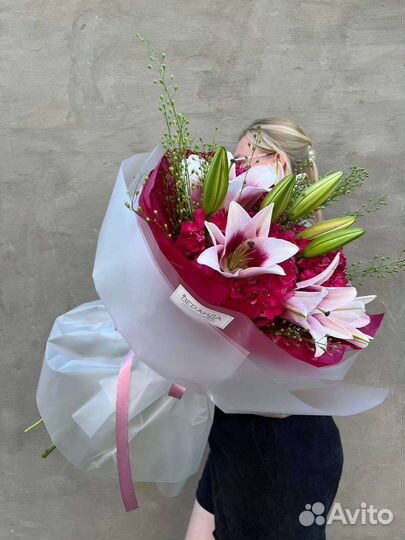 Гортензии и Лилии