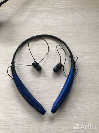 LG наушники