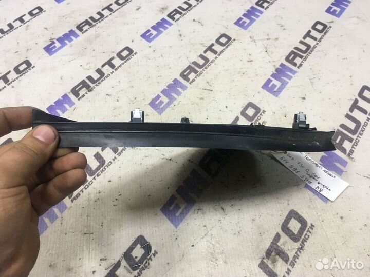 Накладка торпедо левая бмв 730D F01 седан, дизель