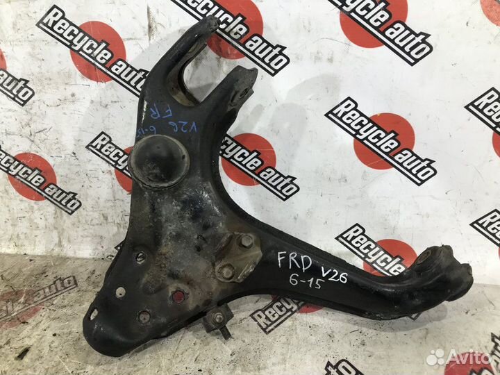 Рычаг mitsubishi pajero v26 4M40 R F D 1994 Перед
