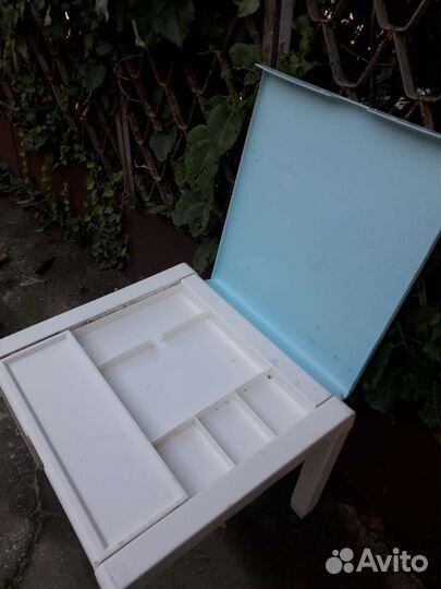 Детский столик складной для рисования