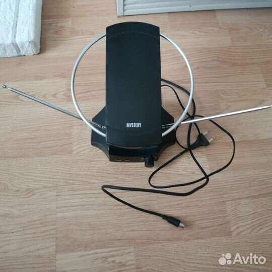 Антенна комнатная