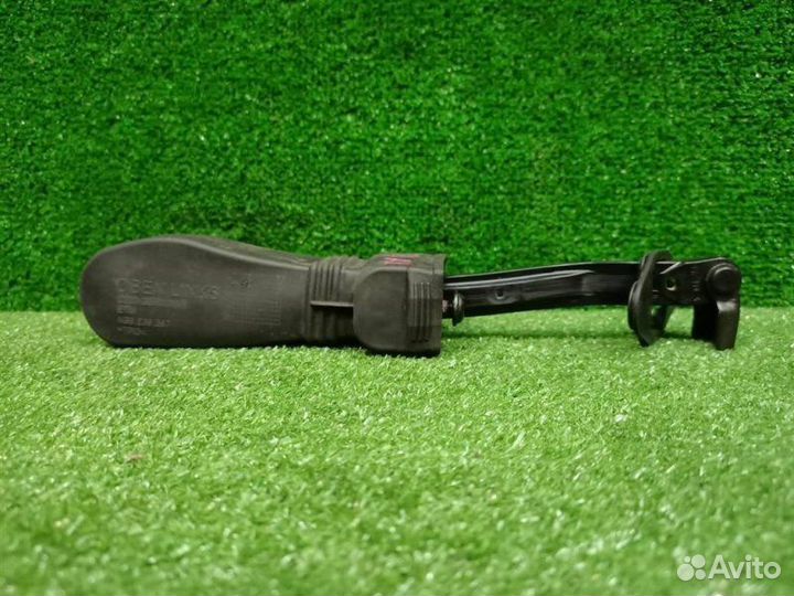 Ограничитель двери Audi A6 C7 chva 2.8 FSI