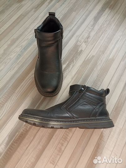 Ботинки демисезонные для мальчика 39