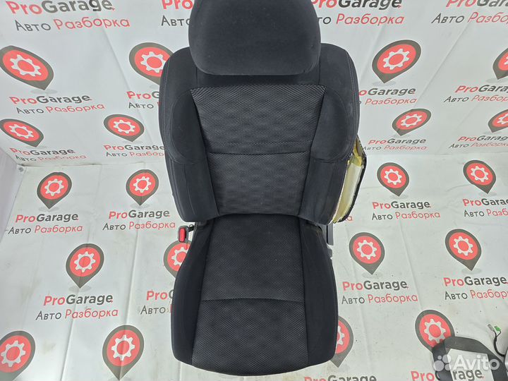 Сиденье переднее левое Nissan Qashqai J11 ниссан