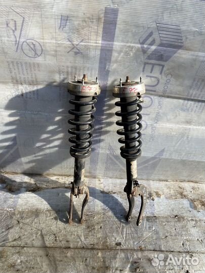 Стойки в сборе передние Bmw X5 E70