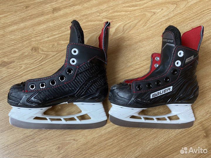 Детские хоккейные коньки Bauer (размер EUR 28)
