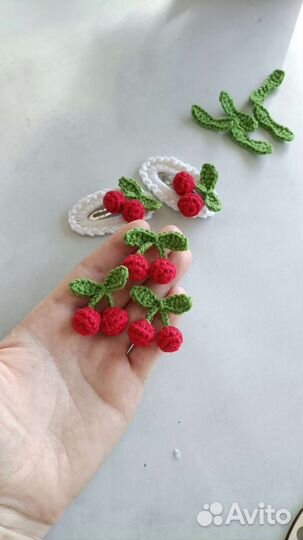 Заколка для волос ручной работы