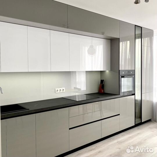 Кухня с антресолями на заказ