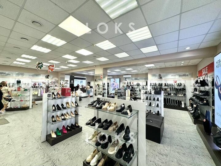 Торговое 200 м² в административном здание