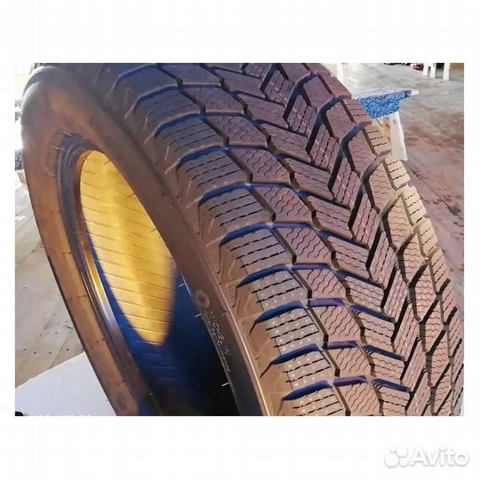 Michelin X-Ice Snow 205/55 R16