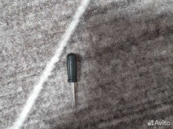 Фингер скейт