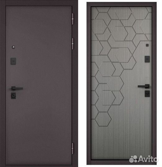 Дверь входная в квартиру