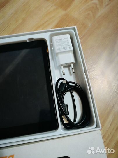 Планшет Digma