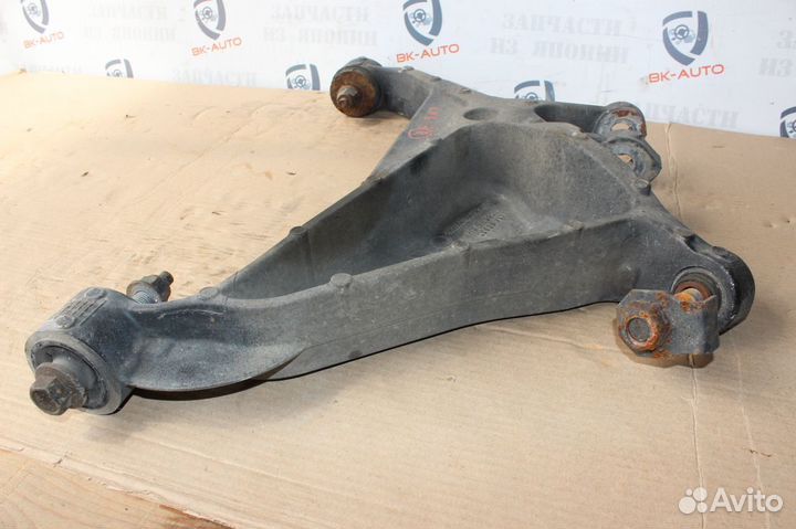 Задний правый нижний рычаг Lincoln Navigator 2 05г