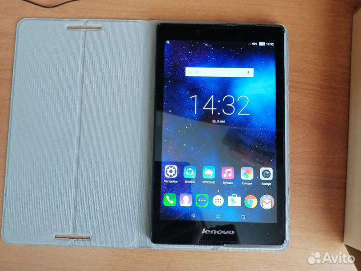 Планшет lenovo TAB 2 A8-50 с чехлом