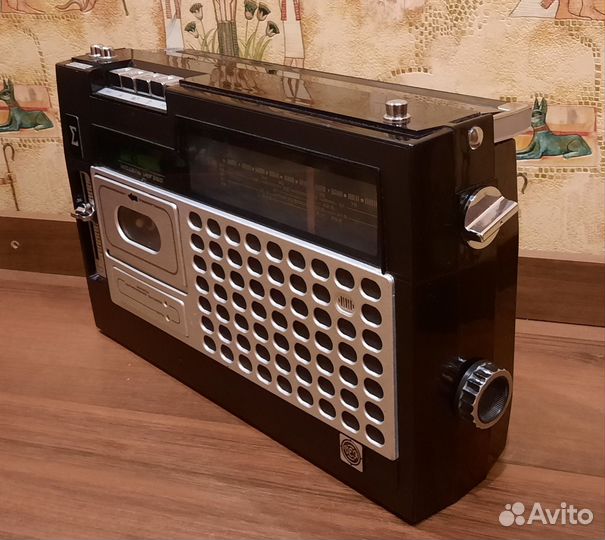 Радиоприемник vef FM СССР с FM Vef sigma