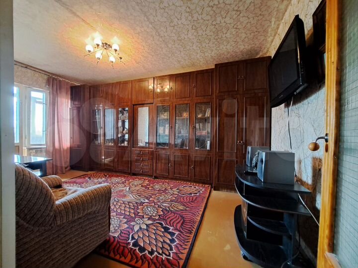 2-к. квартира, 47 м², 8/9 эт.